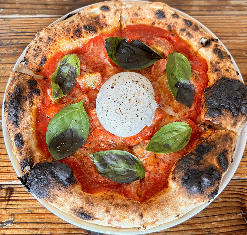 看板メニューブラータポモドリーニ